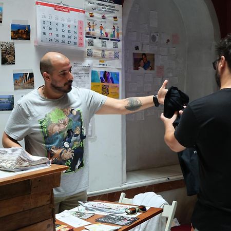San Isidoro Hostel Sevilla ภายนอก รูปภาพ
