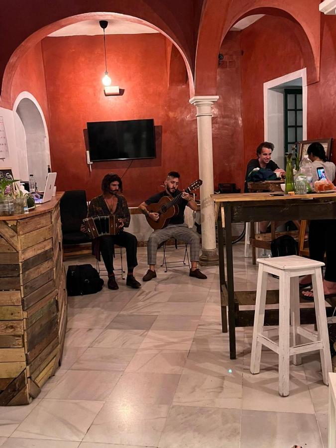 San Isidoro Hostel Sevilla ภายนอก รูปภาพ