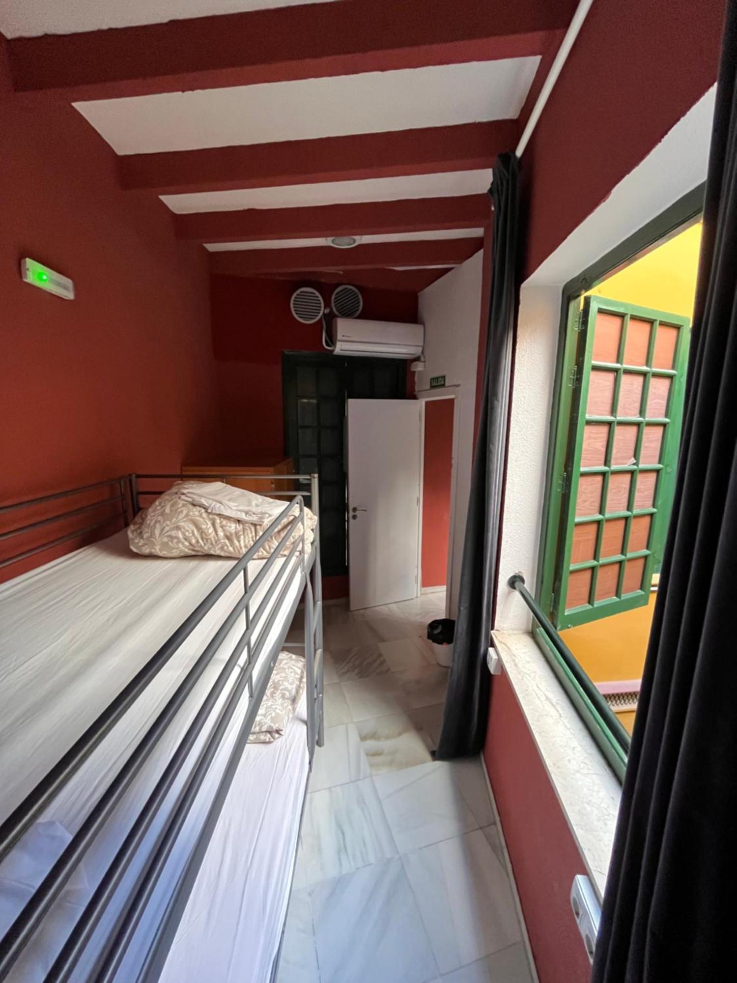 San Isidoro Hostel Sevilla ภายนอก รูปภาพ